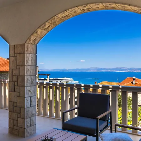 Avorio, Brac
