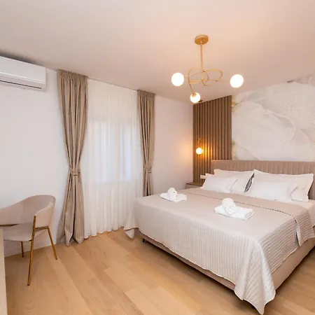 Apartman Avorio, Brac Postira