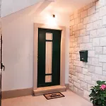 Avorio, Brac 波斯蒂勒
