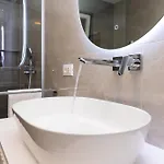 Apartament Avorio, Brac Postira