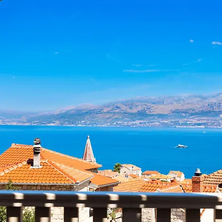 Avorio, Brac 波斯蒂勒