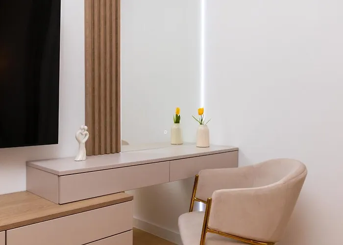 アパート Avorio, Brac