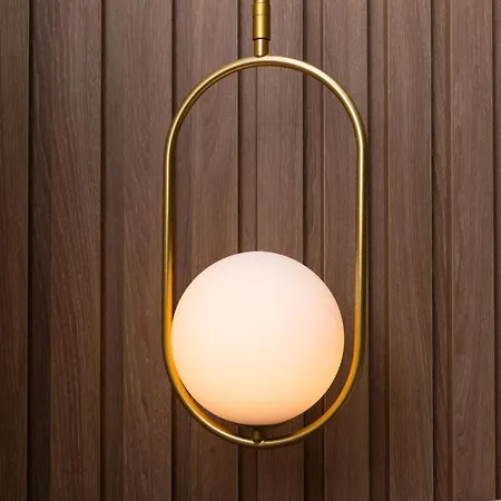 Avorio, Brac Postira